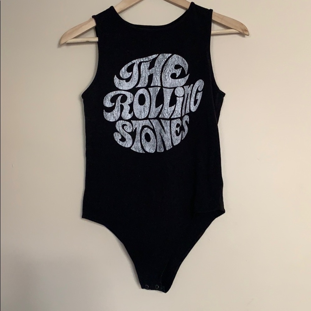 Woman’s Rolling Stone body suit size M